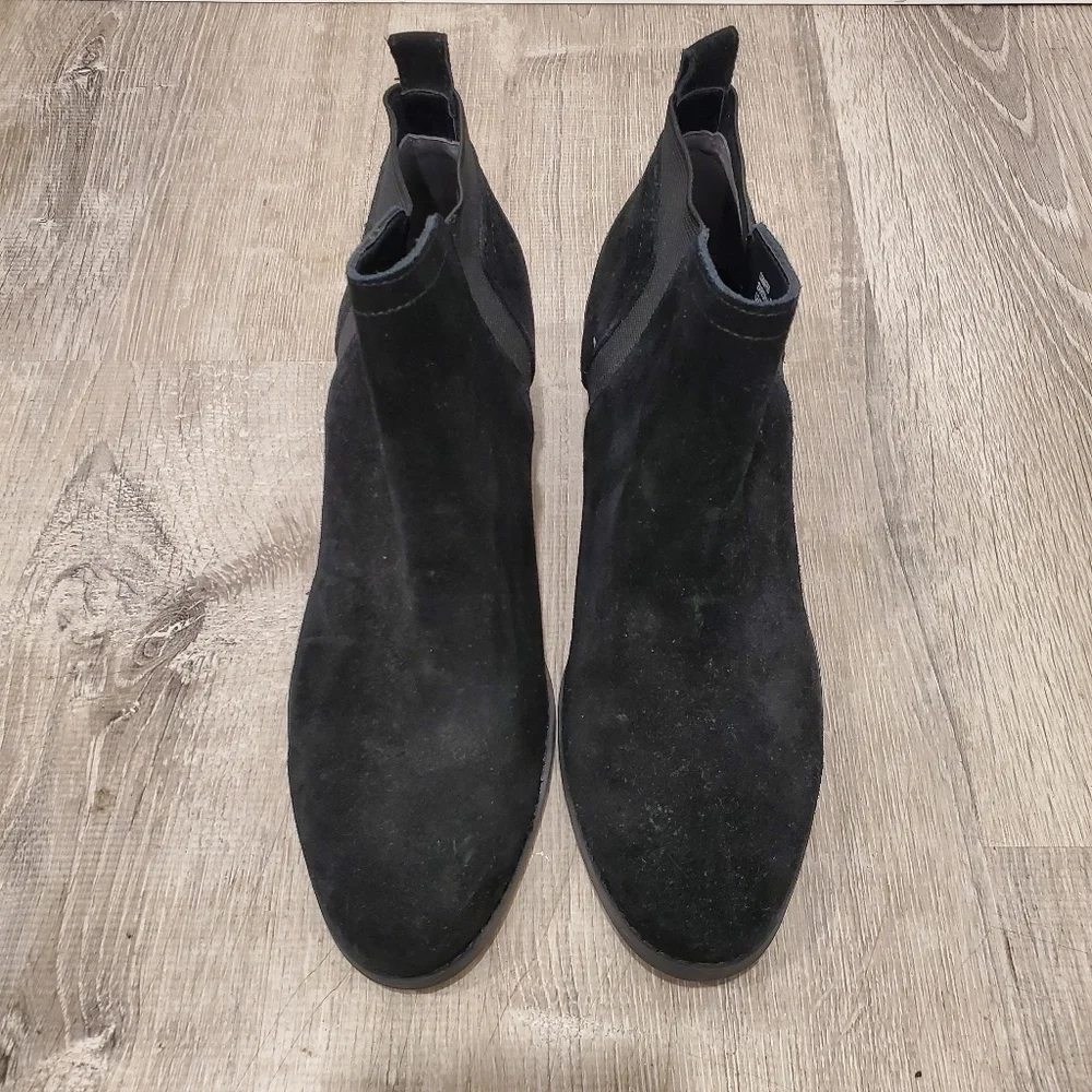 NEW Me Too Zarita Black Suede Ankle Boots